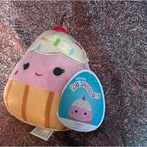 Squishmallows Clara the Cupcake 5" Stuffed Plush